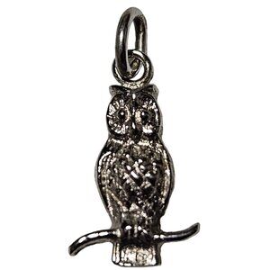 Vintage Silver Tone Owl Charm Pendant for Necklace Fashion Jewelry Women DIY